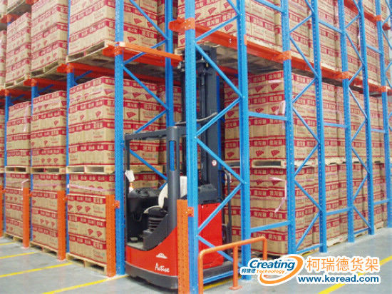 駛入式貨架實拍圖片